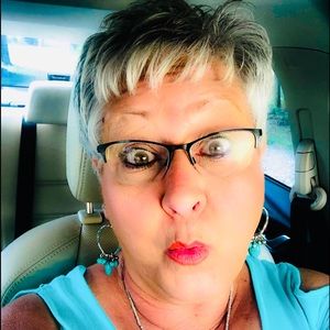 Meet your Posher, Patti